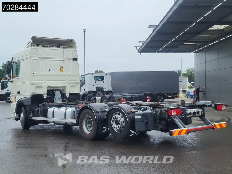 DAF XF 480 6X2 BDF Liftaxle Automatic ACC Euro 6 - Cserefelépítményes teherautó: 2 kép. DAF XF 480 6X2 BDF Liftaxle Automatic ACC Euro 6 - Cserefelépítményes teherautó: 2 kép.