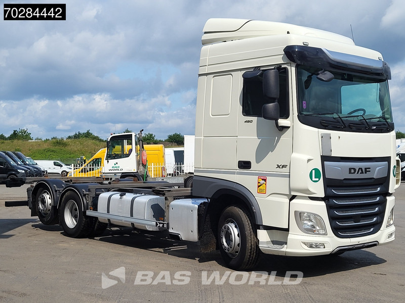 DAF XF 480 6X2 SC 2x Tanks Liftachse ACC Euro 6 - Cserefelépítményes teherautó: 3 kép. DAF XF 480 6X2 SC 2x Tanks Liftachse ACC Euro 6 - Cserefelépítményes teherautó: 3 kép.