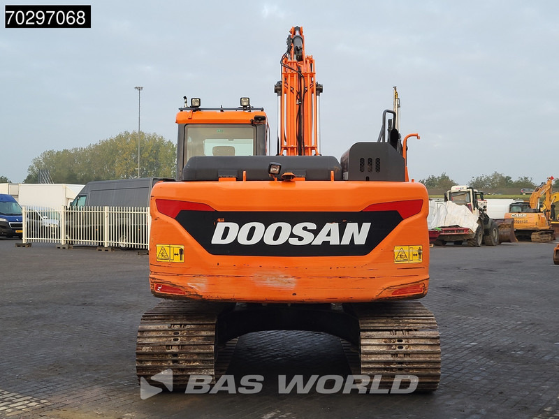 Doosan DX140 LC-5 - Lánctalpas kotró: 3 kép. Doosan DX140 LC-5 - Lánctalpas kotró: 3 kép.