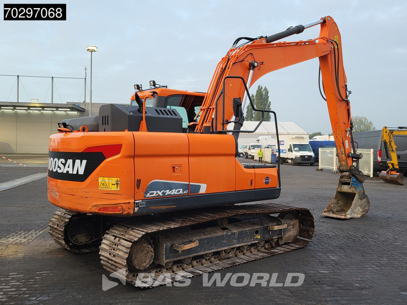 Doosan DX140 LC-5 - Lánctalpas kotró: 5 kép. Doosan DX140 LC-5 - Lánctalpas kotró: 5 kép.