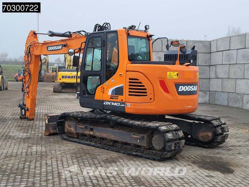 Doosan DX140 LCR - 5 - Lánctalpas kotró: 2 kép. Doosan DX140 LCR - 5 - Lánctalpas kotró: 2 kép.
