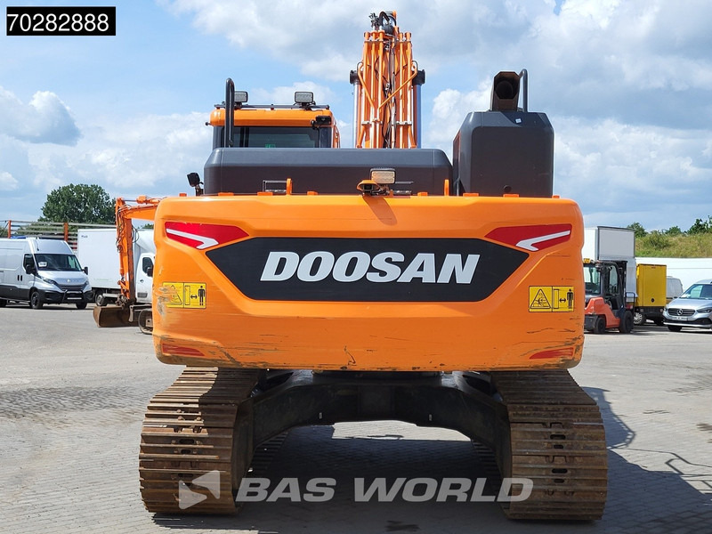 Doosan DX225 LC-7 4 BUCKETS - Lánctalpas kotró: 5 kép. Doosan DX225 LC-7 4 BUCKETS - Lánctalpas kotró: 5 kép.