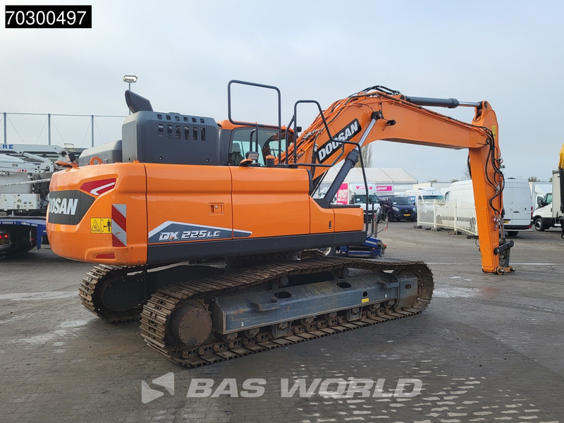 Doosan DX225 LC-7 - Lánctalpas kotró: 5 kép. Doosan DX225 LC-7 - Lánctalpas kotró: 5 kép.