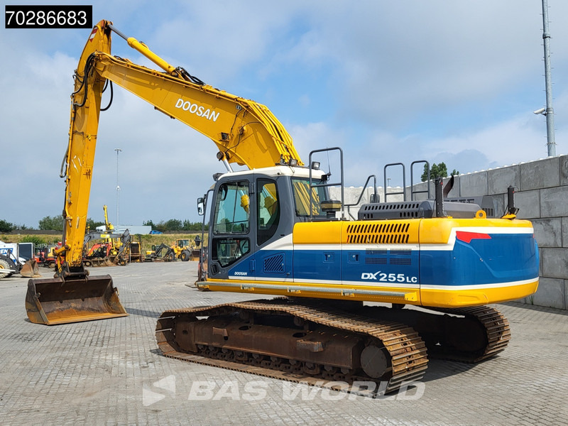 Doosan DX255 LC-5 DX255 LRE - LONG REACH - Lánctalpas kotró: 2 kép. Doosan DX255 LC-5 DX255 LRE - LONG REACH - Lánctalpas kotró: 2 kép.