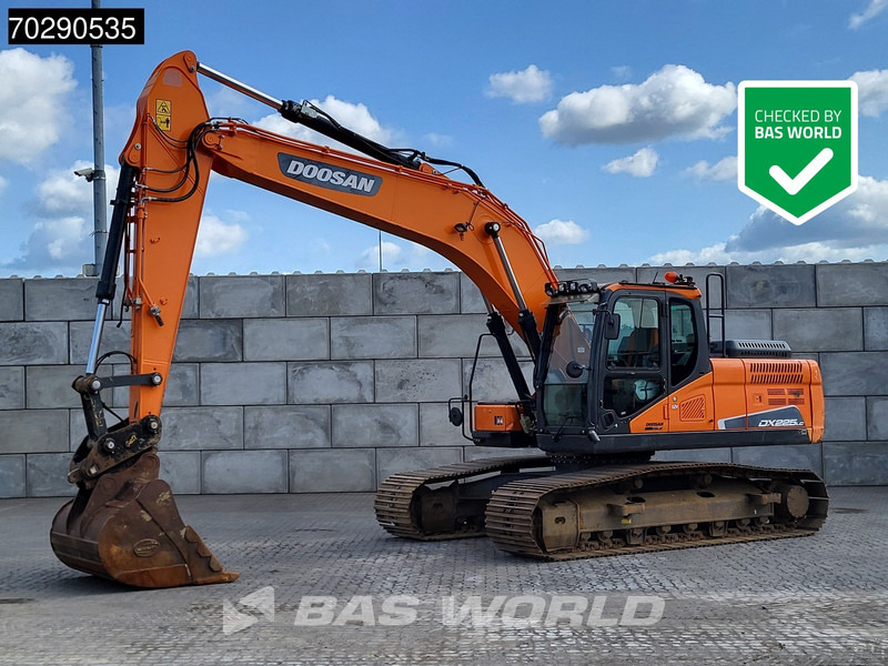 Doosan DX255 LC-5 - Lánctalpas kotró: 1 kép. Doosan DX255 LC-5 - Lánctalpas kotró: 1 kép.