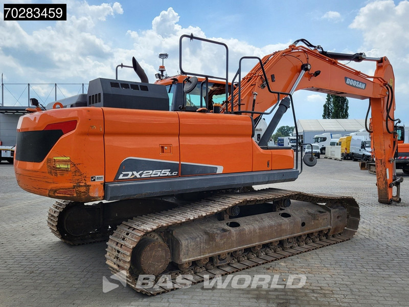 Doosan DX255 LC-5 - Lánctalpas kotró: 5 kép. Doosan DX255 LC-5 - Lánctalpas kotró: 5 kép.