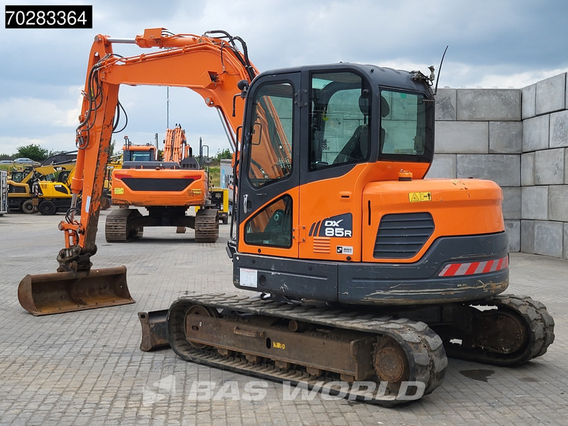 Doosan DX85 R-3 4 BUCKETS - Minikotró: 3 kép. Doosan DX85 R-3 4 BUCKETS - Minikotró: 3 kép.