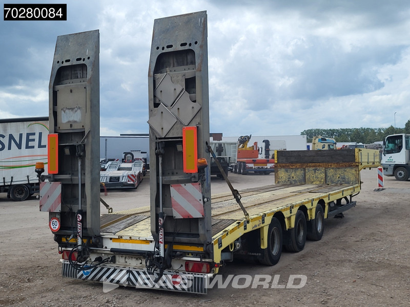 Faymonville F-S43-1A1Y RAMPS Liftachse SAF - Félpótkocsi mélybölcsős: 5 kép. Faymonville F-S43-1A1Y RAMPS Liftachse SAF - Félpótkocsi mélybölcsős: 5 kép.