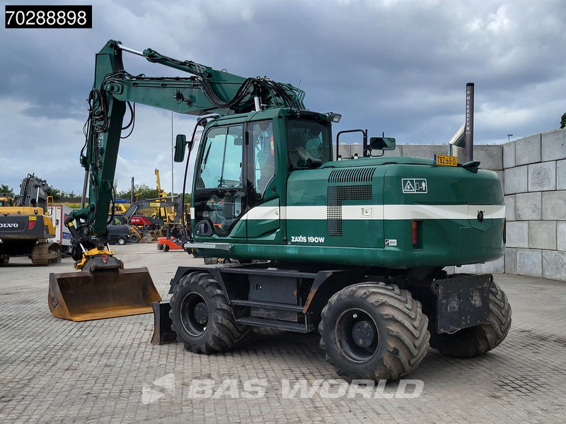 Hitachi ZX190W -5B 3 BUCKETS - Gumikerekes kotró: 3 kép. Hitachi ZX190W -5B 3 BUCKETS - Gumikerekes kotró: 3 kép.