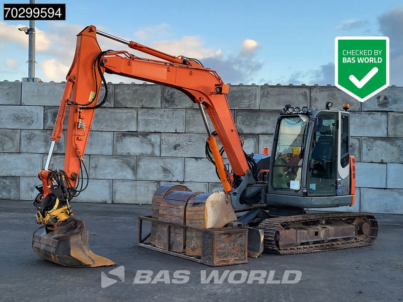 Hitachi ZX85USBLC-3 ZX86USBLC-3 Engcon - 4 Buckets - A/C - Lánctalpas kotró: 1 kép. Hitachi ZX85USBLC-3 ZX86USBLC-3 Engcon - 4 Buckets - A/C - Lánctalpas kotró: 1 kép.