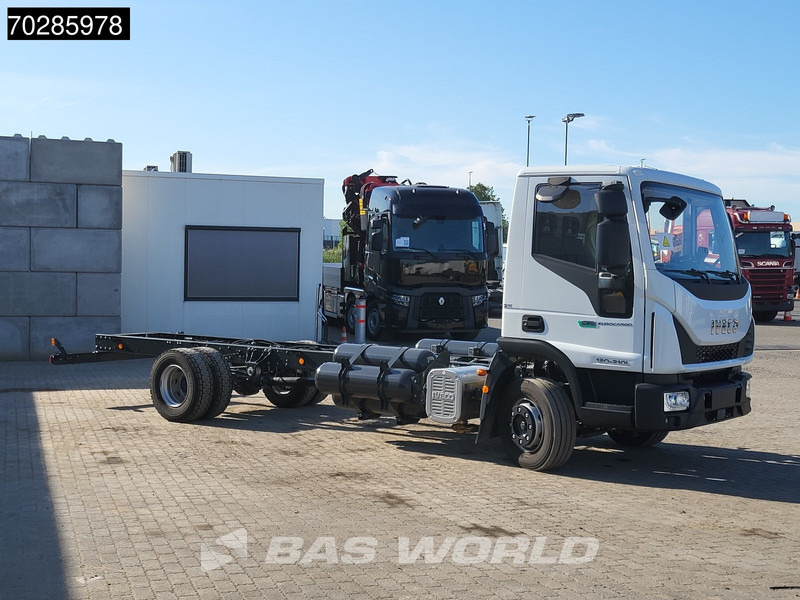 Iveco 120-210L 4X2 NEW 12tons chassis! CNG Engine TELMA Retarder Manual Euro 6 - Alvaz teherautó: 3 kép. Iveco 120-210L 4X2 NEW 12tons chassis! CNG Engine TELMA Retarder Manual Euro 6 - Alvaz teherautó: 3 kép.