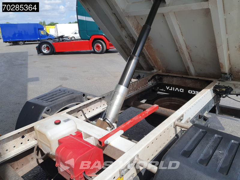 Iveco Daily 35C16 3.0L Open Laadbak met Kist Dubbel Cabine Dubbellucht 3,5t Trekhaak Airco Cruise Euro6 Pritsche Pickup Open Box 2m3 A/C Tow - Platós kisteherautó: 5 kép. Iveco Daily 35C16 3.0L Open Laadbak met Kist Dubbel Cabine Dubbellucht 3,5t Trekhaak Airco Cruise Euro6 Pritsche Pickup Open Box 2m3 A/C Tow - Platós kisteherautó: 5 kép.