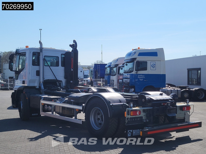 Iveco Eurocargo 180E320 4X2 NEW! 14tons Hiab Multilift ULT14S51 ACC Euro 6 - Horgos rakodó teherautó: 2 kép. Iveco Eurocargo 180E320 4X2 NEW! 14tons Hiab Multilift ULT14S51 ACC Euro 6 - Horgos rakodó teherautó: 2 kép.