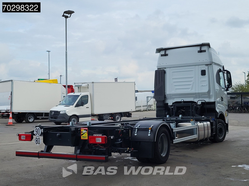 Iveco S-Way 460 4X2 New! BDF Navi ACC LED Euro 6 - Cserefelépítményes teherautó: 5 kép. Iveco S-Way 460 4X2 New! BDF Navi ACC LED Euro 6 - Cserefelépítményes teherautó: 5 kép.