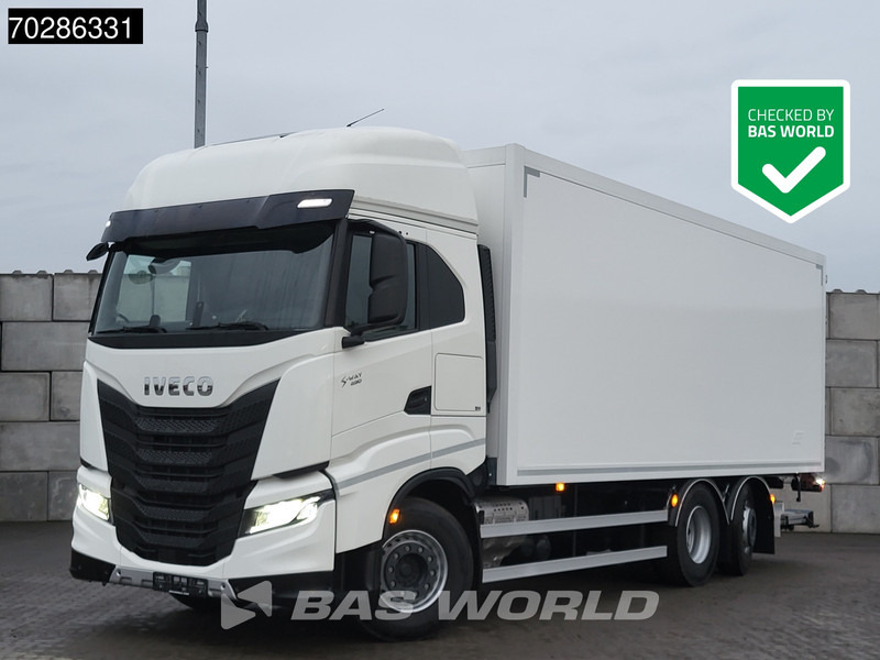 Iveco S-Way 490 6X2 2000kg Ladebordwand Lift/Steering Axle Automatic Navi ACC Euro 6 - Dobozos felépítményű teherautó: 1 kép. Iveco S-Way 490 6X2 2000kg Ladebordwand Lift/Steering Axle Automatic Navi ACC Euro 6 - Dobozos felépítményű teherautó: 1 kép.