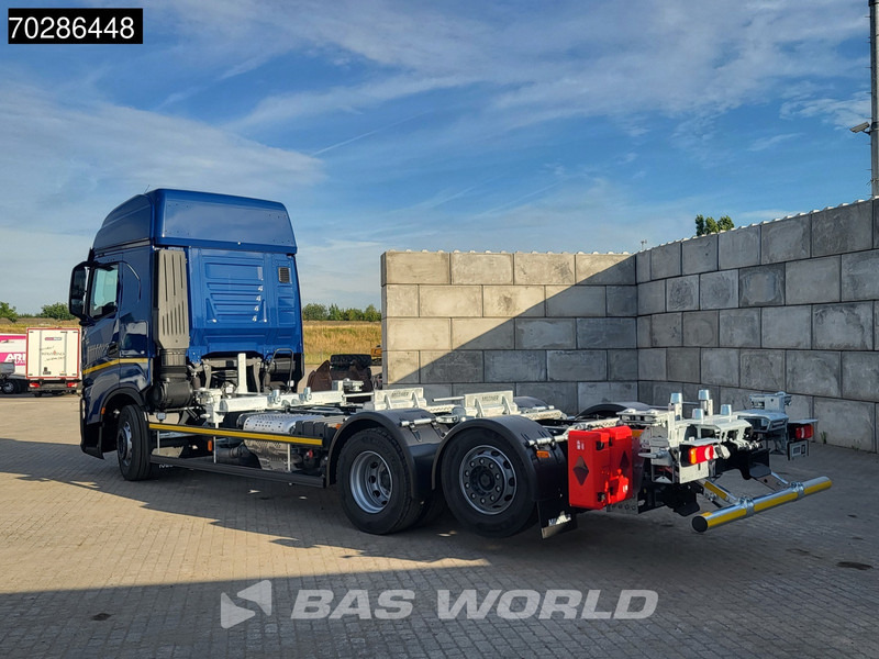 Iveco S-Way 500 6X2 NEW! BDF Lift+steering Axle Automatic Standklima Navi ACC Euro 6 - Cserefelépítményes teherautó: 2 kép. Iveco S-Way 500 6X2 NEW! BDF Lift+steering Axle Automatic Standklima Navi ACC Euro 6 - Cserefelépítményes teherautó: 2 kép.