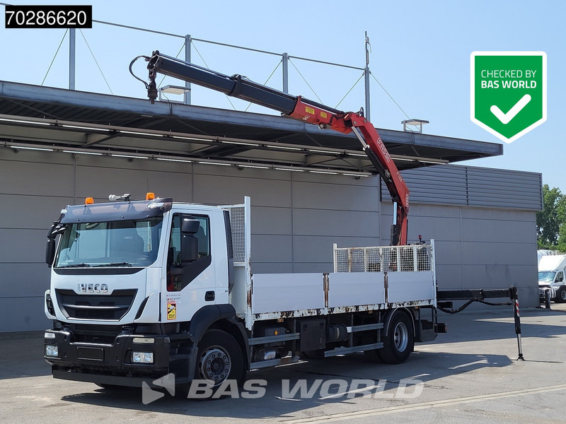 Iveco Stralis 310 4X2 Fassi F135 A.0.22 E Kran Crane Automatic Euro 5 - Platós teherautó, Darus autó: 1 kép. Iveco Stralis 310 4X2 Fassi F135 A.0.22 E Kran Crane Automatic Euro 5 - Platós teherautó, Darus autó: 1 kép.
