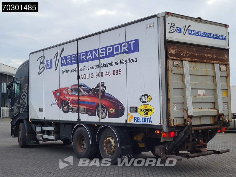 Iveco Stralis 560 6X2 Retarder Automatic Lift Axle 1500kg Tailgate Euro 5 - Dobozos felépítményű teherautó: 2 kép. Iveco Stralis 560 6X2 Retarder Automatic Lift Axle 1500kg Tailgate Euro 5 - Dobozos felépítményű teherautó: 2 kép.