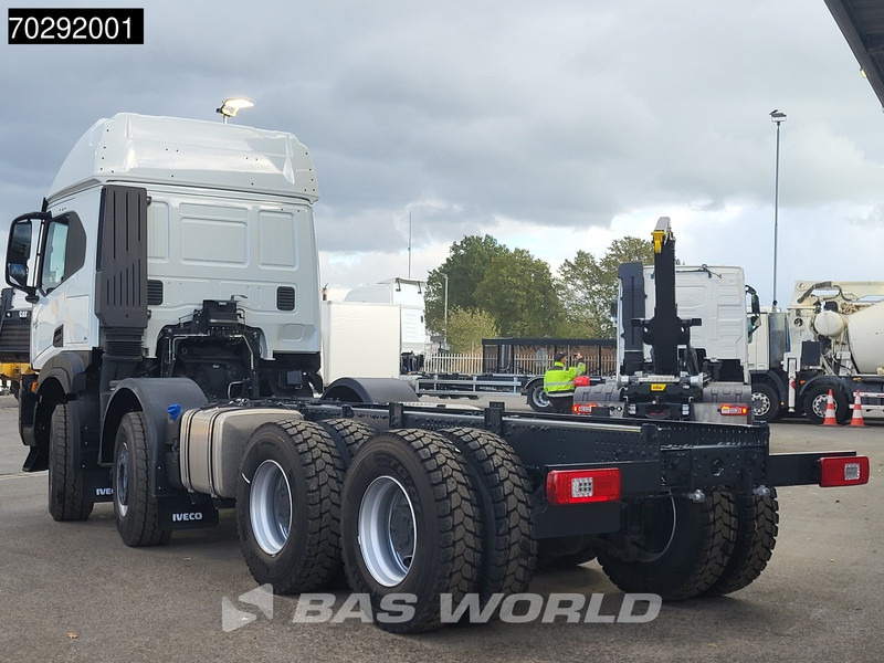 Iveco T-WAY 510 8X4 NEW! Retarder Big-Axle Steelsuspension LED Euro 6 - Alvaz teherautó: 2 kép. Iveco T-WAY 510 8X4 NEW! Retarder Big-Axle Steelsuspension LED Euro 6 - Alvaz teherautó: 2 kép.