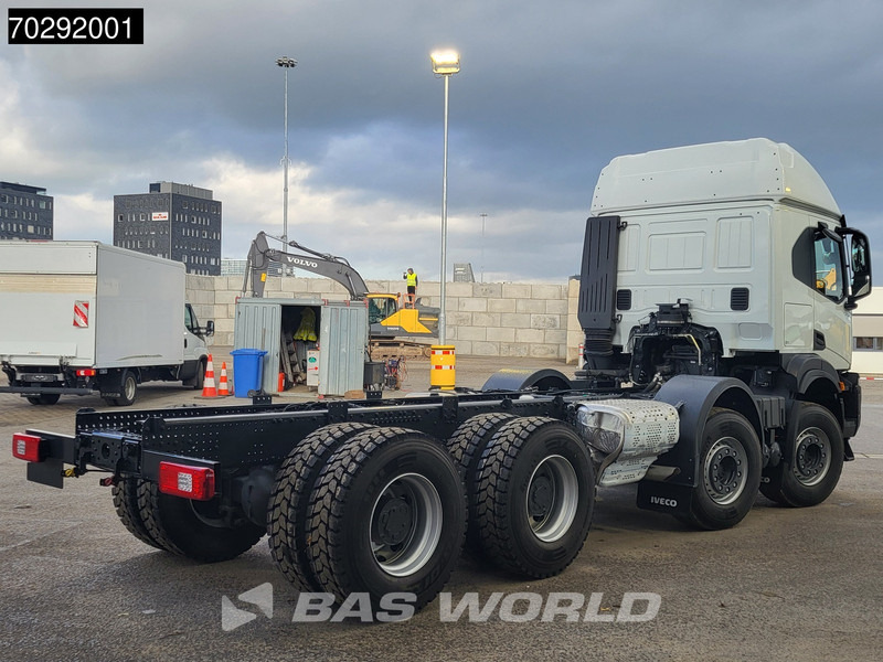 Iveco T-WAY 510 8X4 NEW! Retarder Big-Axle Steelsuspension LED Euro 6 - Alvaz teherautó: 5 kép. Iveco T-WAY 510 8X4 NEW! Retarder Big-Axle Steelsuspension LED Euro 6 - Alvaz teherautó: 5 kép.