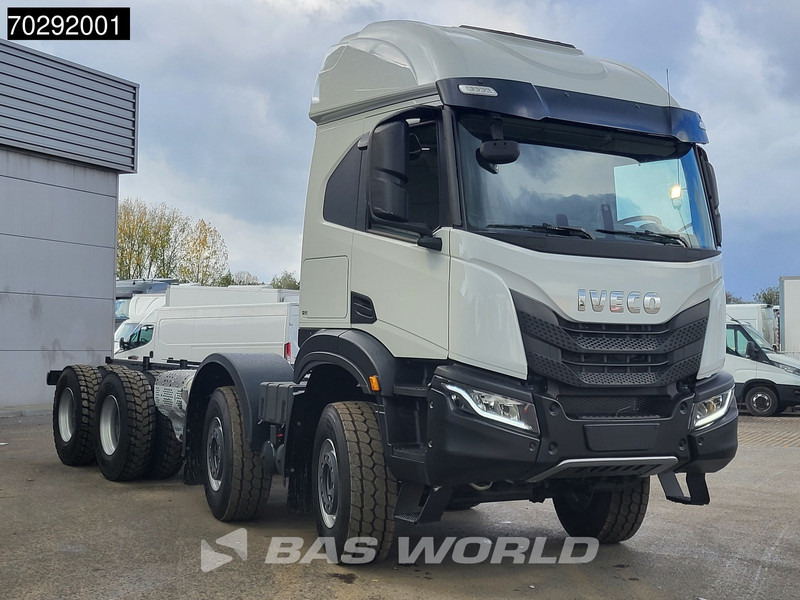 Iveco T-WAY 510 8X4 NEW! Retarder Big-Axle Steelsuspension LED Euro 6 - Alvaz teherautó: 3 kép. Iveco T-WAY 510 8X4 NEW! Retarder Big-Axle Steelsuspension LED Euro 6 - Alvaz teherautó: 3 kép.