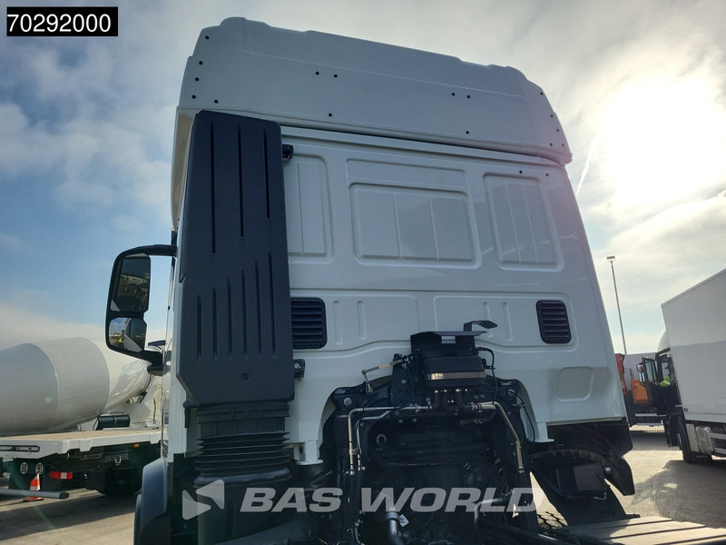 Iveco T-Way 510 8X4 New! Retarder Big-Axle Steelsuspension Automatic LED Euro 6 - Alvaz teherautó: 5 kép. Iveco T-Way 510 8X4 New! Retarder Big-Axle Steelsuspension Automatic LED Euro 6 - Alvaz teherautó: 5 kép.