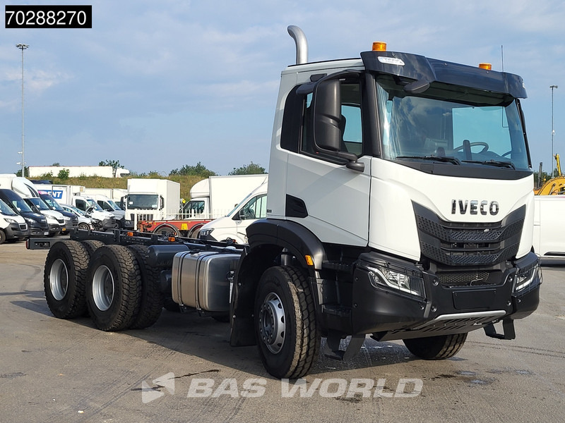 Iveco X-Way 460 6X4 NEW chassis Retarder Big-Axle Full Steel Navi Euro 6 - Alvaz teherautó: 3 kép. Iveco X-Way 460 6X4 NEW chassis Retarder Big-Axle Full Steel Navi Euro 6 - Alvaz teherautó: 3 kép.