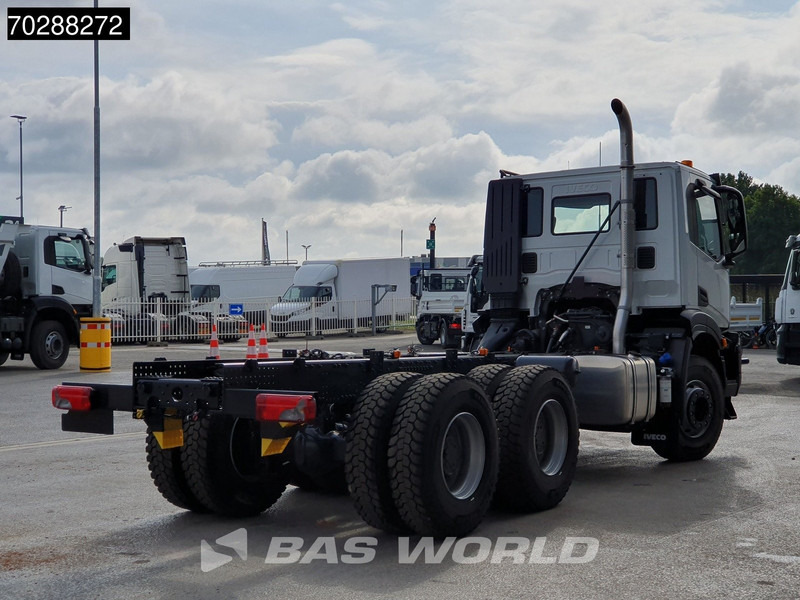 Iveco X-Way 460 6X4 New! Retarder steelsuspension Big-Axle Automatic Navi Euro 6 - Alvaz teherautó: 5 kép. Iveco X-Way 460 6X4 New! Retarder steelsuspension Big-Axle Automatic Navi Euro 6 - Alvaz teherautó: 5 kép.