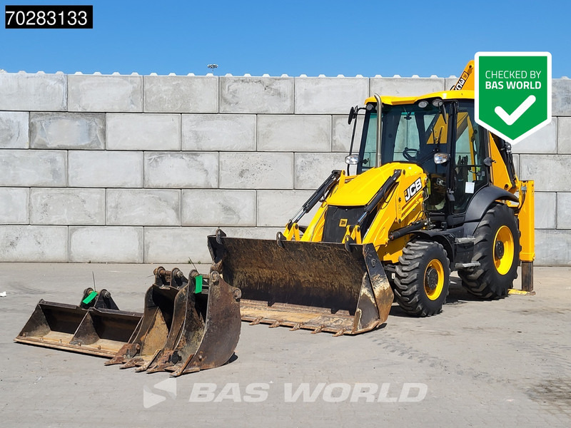 JCB 3CX TELESCOPIC STICK - 3 BUCKETS - Kotrórakodó: 1 kép. JCB 3CX TELESCOPIC STICK - 3 BUCKETS - Kotrórakodó: 1 kép.