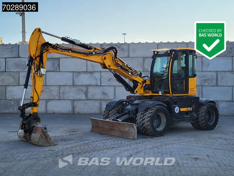JCB HD110W T4F HYDRADIG - Gumikerekes kotró: 1 kép. JCB HD110W T4F HYDRADIG - Gumikerekes kotró: 1 kép.