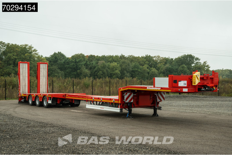 Kässbohrer NEW! Hydraulic Bed 450cm Extendable Lift+Steering Axle - Félpótkocsi mélybölcsős: 3 kép. Kässbohrer NEW! Hydraulic Bed 450cm Extendable Lift+Steering Axle - Félpótkocsi mélybölcsős: 3 kép.