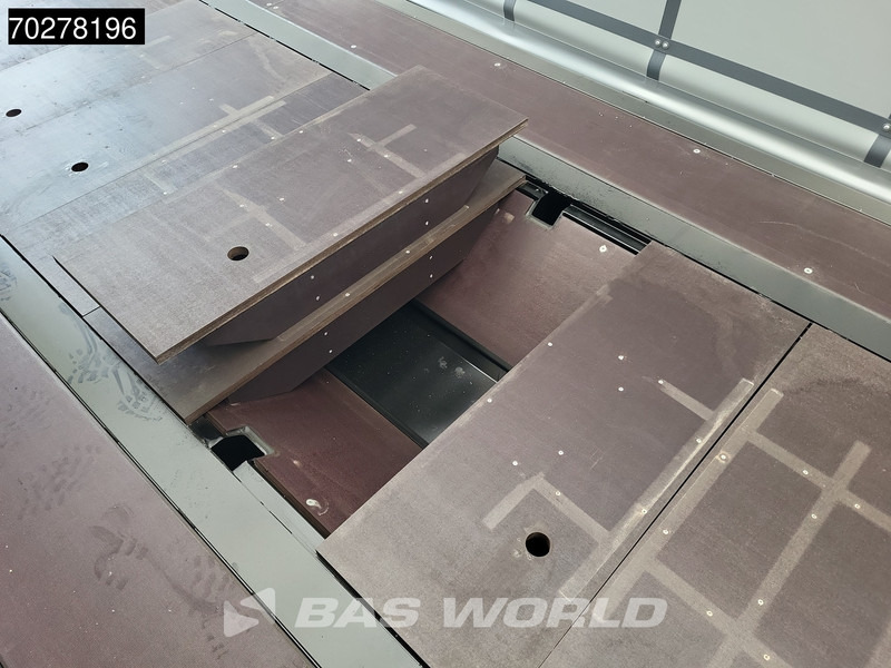 Kögel S24-1 Coil NEW + Liftachse - Ponyvás félpótkocsi: 2 kép. Kögel S24-1 Coil NEW + Liftachse - Ponyvás félpótkocsi: 2 kép.