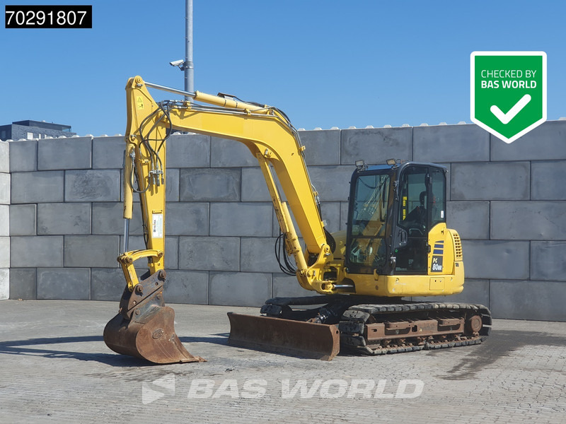 Komatsu PC80 MR-5 A/C - Minikotró: 1 kép. Komatsu PC80 MR-5 A/C - Minikotró: 1 kép.