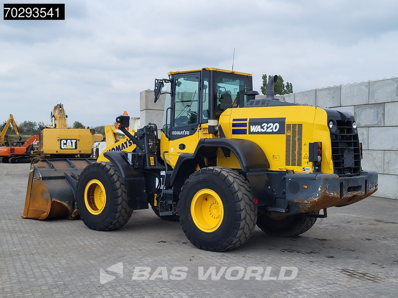 Komatsu WA320-8E0 WB 320-8E0 - Gumikerekes homlokrakodó: 3 kép. Komatsu WA320-8E0 WB 320-8E0 - Gumikerekes homlokrakodó: 3 kép.