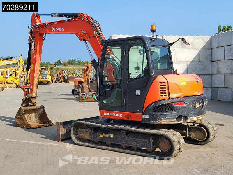 Kubota KX080-4 - Minikotró: 3 kép. Kubota KX080-4 - Minikotró: 3 kép.