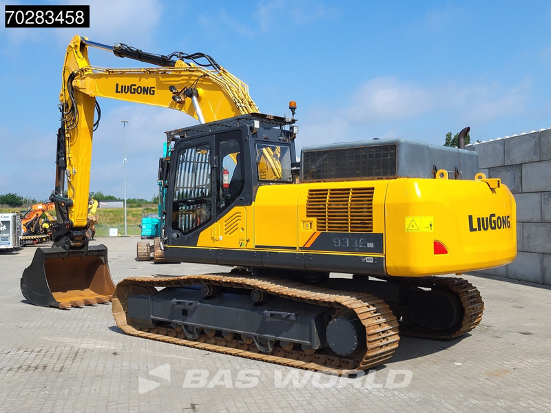 LIUGONG 933E-DM ( NOT 336 - EC380 - PC360 ) - Lánctalpas kotró: 2 kép. LIUGONG 933E-DM ( NOT 336 - EC380 - PC360 ) - Lánctalpas kotró: 2 kép.