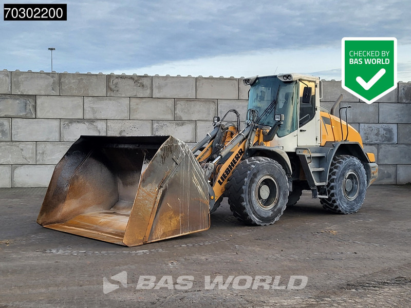 Liebherr L538 High Tip Bucket - Gumikerekes homlokrakodó: 1 kép. Liebherr L538 High Tip Bucket - Gumikerekes homlokrakodó: 1 kép.