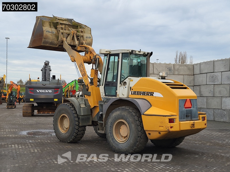Liebherr L538 L538 - Gumikerekes homlokrakodó: 5 kép. Liebherr L538 L538 - Gumikerekes homlokrakodó: 5 kép.