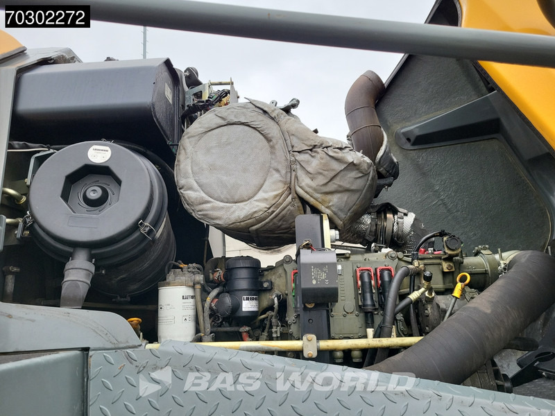 Liebherr L556 lízing Liebherr L556: 18 kép. Liebherr L556 lízing Liebherr L556: 18 kép.