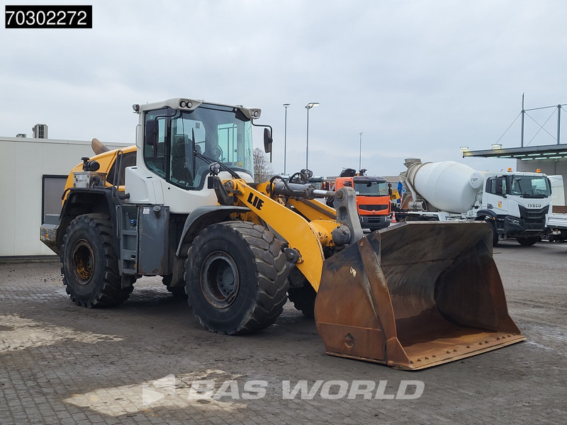 Liebherr L556 lízing Liebherr L556: 8 kép. Liebherr L556 lízing Liebherr L556: 8 kép.