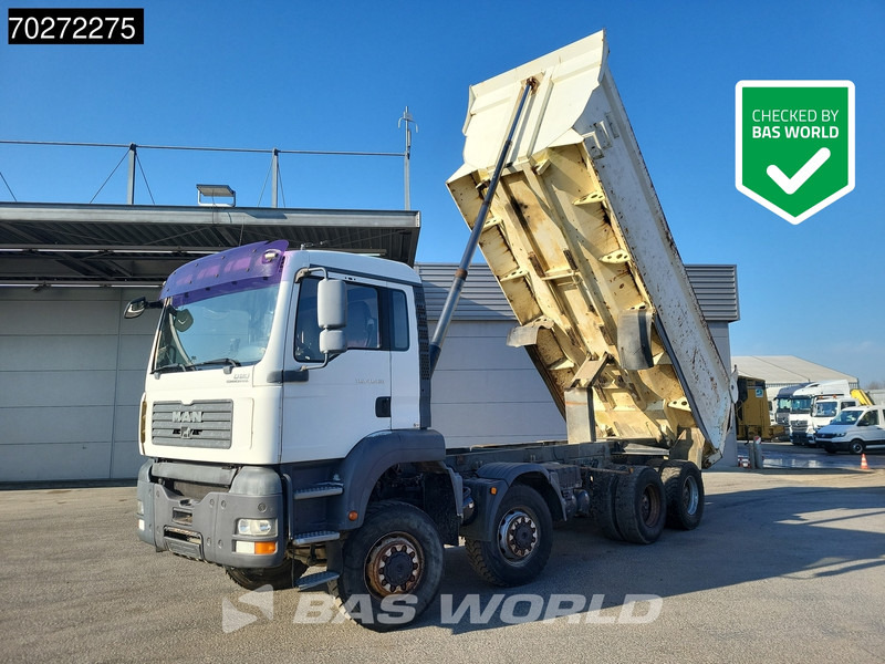 MAN TGA 41.430 8X6 23m3 Manual Big-Axle Steel suspension Euro 3 - Billenőplatós teherautó: 1 kép. MAN TGA 41.430 8X6 23m3 Manual Big-Axle Steel suspension Euro 3 - Billenőplatós teherautó: 1 kép.