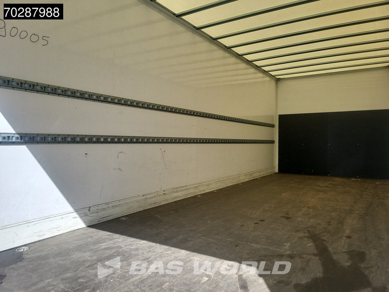 MAN TGL 12.250 4X2 12tonner Automatic 1500kg Tailgate Euro 6 - Dobozos felépítményű teherautó: 5 kép. MAN TGL 12.250 4X2 12tonner Automatic 1500kg Tailgate Euro 6 - Dobozos felépítményű teherautó: 5 kép.