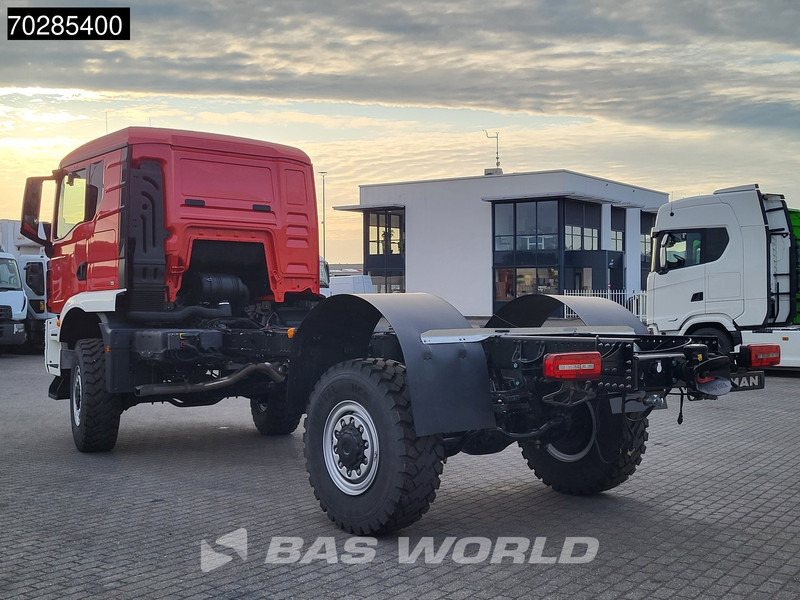 MAN TGM 18.250 4X4 New! Steelsuspension Big-Axle Automatic Euro 6 - Alvaz teherautó: 2 kép. MAN TGM 18.250 4X4 New! Steelsuspension Big-Axle Automatic Euro 6 - Alvaz teherautó: 2 kép.