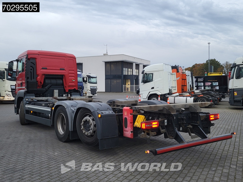 MAN TGS 26.320 TGS 6X2 ADR BDF Lift + Steering Axle Euro 6 - Cserefelépítményes teherautó: 2 kép. MAN TGS 26.320 TGS 6X2 ADR BDF Lift + Steering Axle Euro 6 - Cserefelépítményes teherautó: 2 kép.