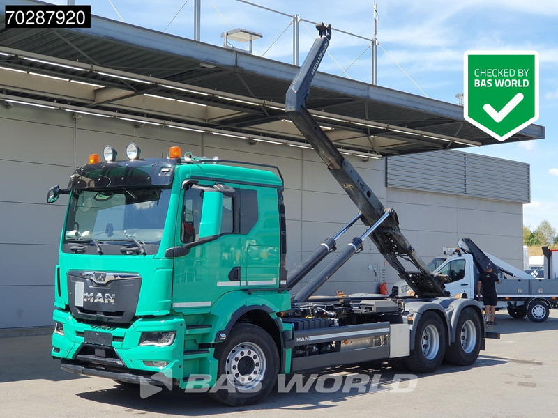 MAN TGS 28.510 6X2 Meiller RS21 65 Hooklift Lift-Axle Automatic Navi Retarder Euro 6 - Horgos rakodó teherautó: 1 kép. MAN TGS 28.510 6X2 Meiller RS21 65 Hooklift Lift-Axle Automatic Navi Retarder Euro 6 - Horgos rakodó teherautó: 1 kép.
