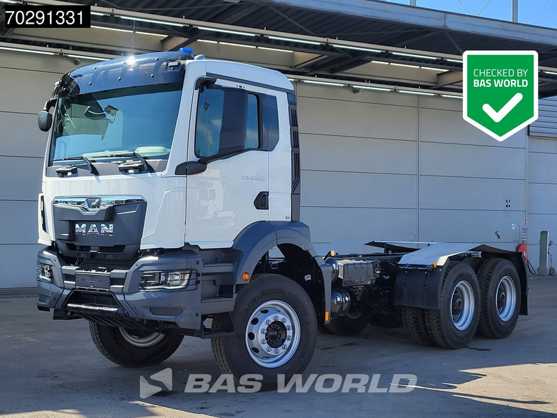 MAN TGS 40.400 6X4 New! Steelsuspension Big-Axle Automatic Euro 2 - Alvaz teherautó: 1 kép. MAN TGS 40.400 6X4 New! Steelsuspension Big-Axle Automatic Euro 2 - Alvaz teherautó: 1 kép.