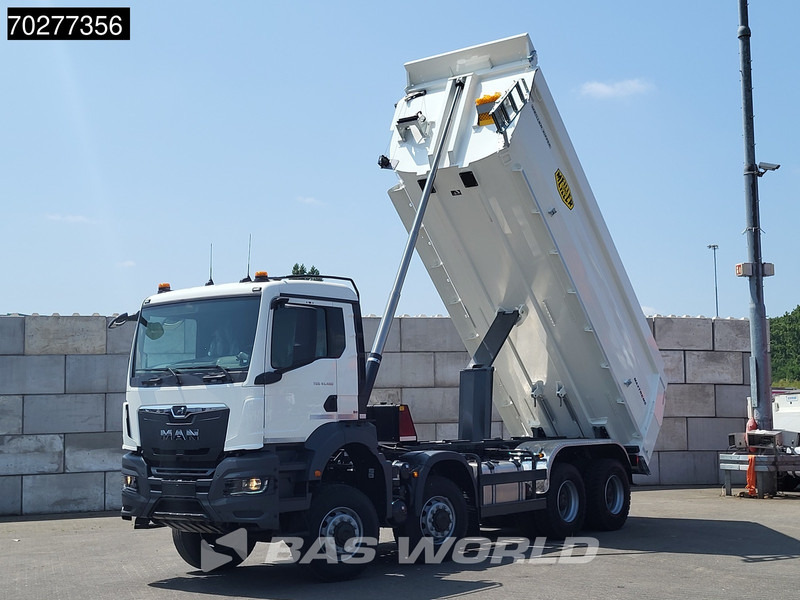 MAN TGS 41.480 8X6 NEW! 19m3 Tipper BigAxle Euro 6 - Billenőplatós teherautó: 2 kép. MAN TGS 41.480 8X6 NEW! 19m3 Tipper BigAxle Euro 6 - Billenőplatós teherautó: 2 kép.