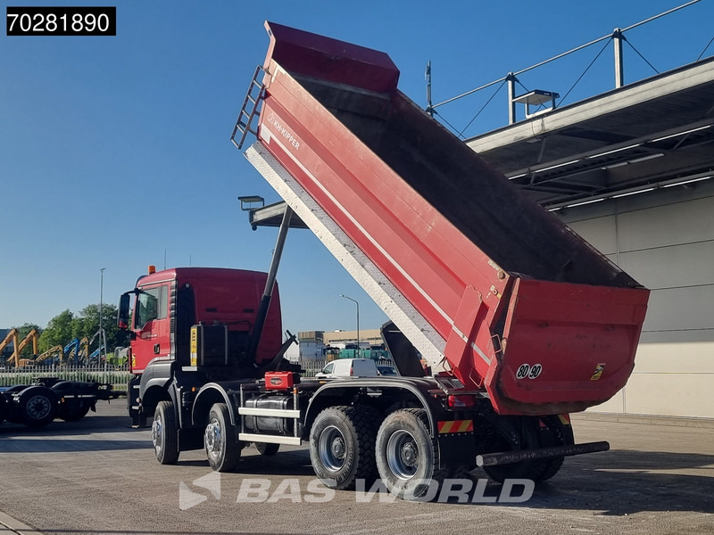 MAN TGS 41.480 8X8 8x8 Big-Axle Steelsuspension 20m3 Tipper Euro 6 - Billenőplatós teherautó: 2 kép. MAN TGS 41.480 8X8 8x8 Big-Axle Steelsuspension 20m3 Tipper Euro 6 - Billenőplatós teherautó: 2 kép.