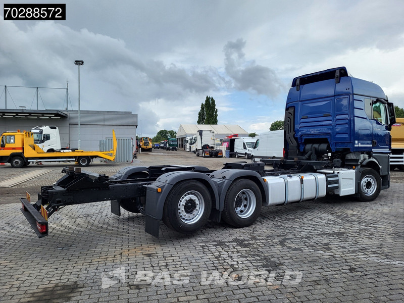 MAN TGX 26.470 6X2 BDF Retarder Lift+Steering-Axle ACC Euro 6 - Cserefelépítményes teherautó: 5 kép. MAN TGX 26.470 6X2 BDF Retarder Lift+Steering-Axle ACC Euro 6 - Cserefelépítményes teherautó: 5 kép.