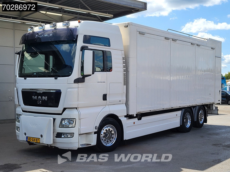 MAN TGX 26.480 TGX 6X2 NL-Truck BDF HorseTransport Lift+steering axle Standklima Automatic Xenon Alcoa´s Euro 5 - Cserefelépítményes teherautó: 5 kép. MAN TGX 26.480 TGX 6X2 NL-Truck BDF HorseTransport Lift+steering axle Standklima Automatic Xenon Alcoa´s Euro 5 - Cserefelépítményes teherautó: 5 kép.